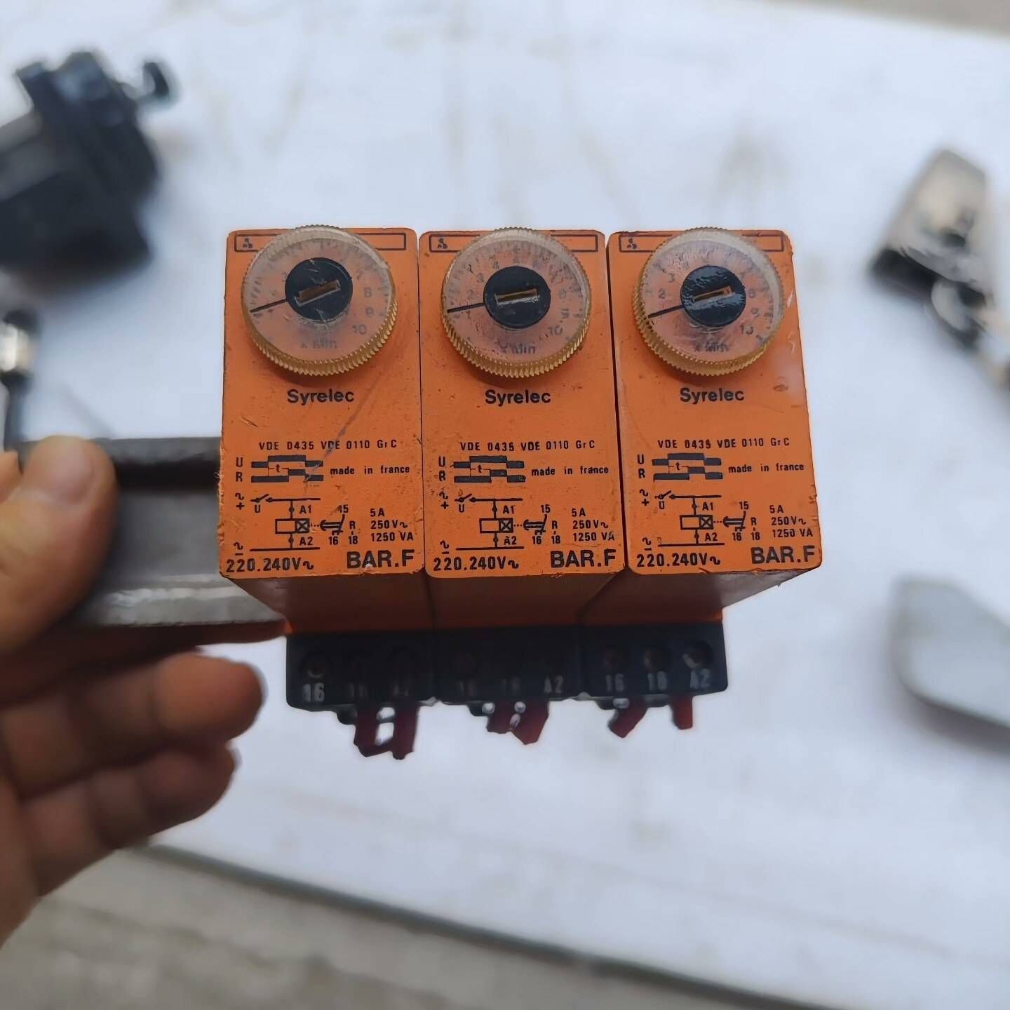 Syrelec时间继电器议价 维修！！！