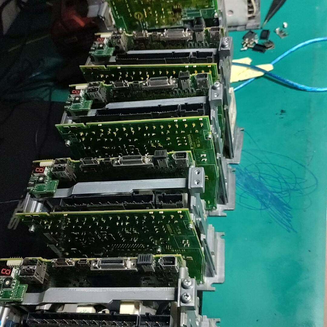 安川7系伺服驱动器配件需要议价 维修！！！