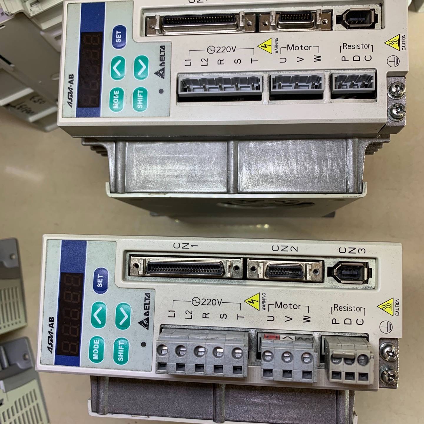 台达伺服驱动器  750w,1.0kw AB议价 维修!!!