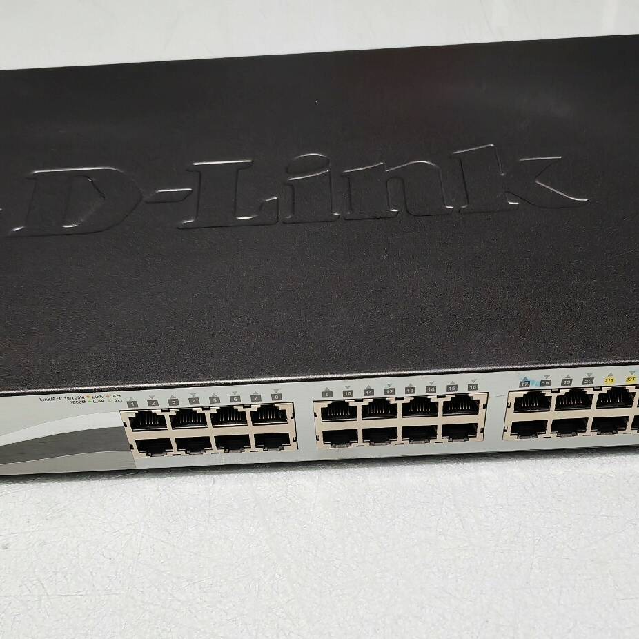 DLINK DGS-1210-24千兆交换机  功议价 维修！！！