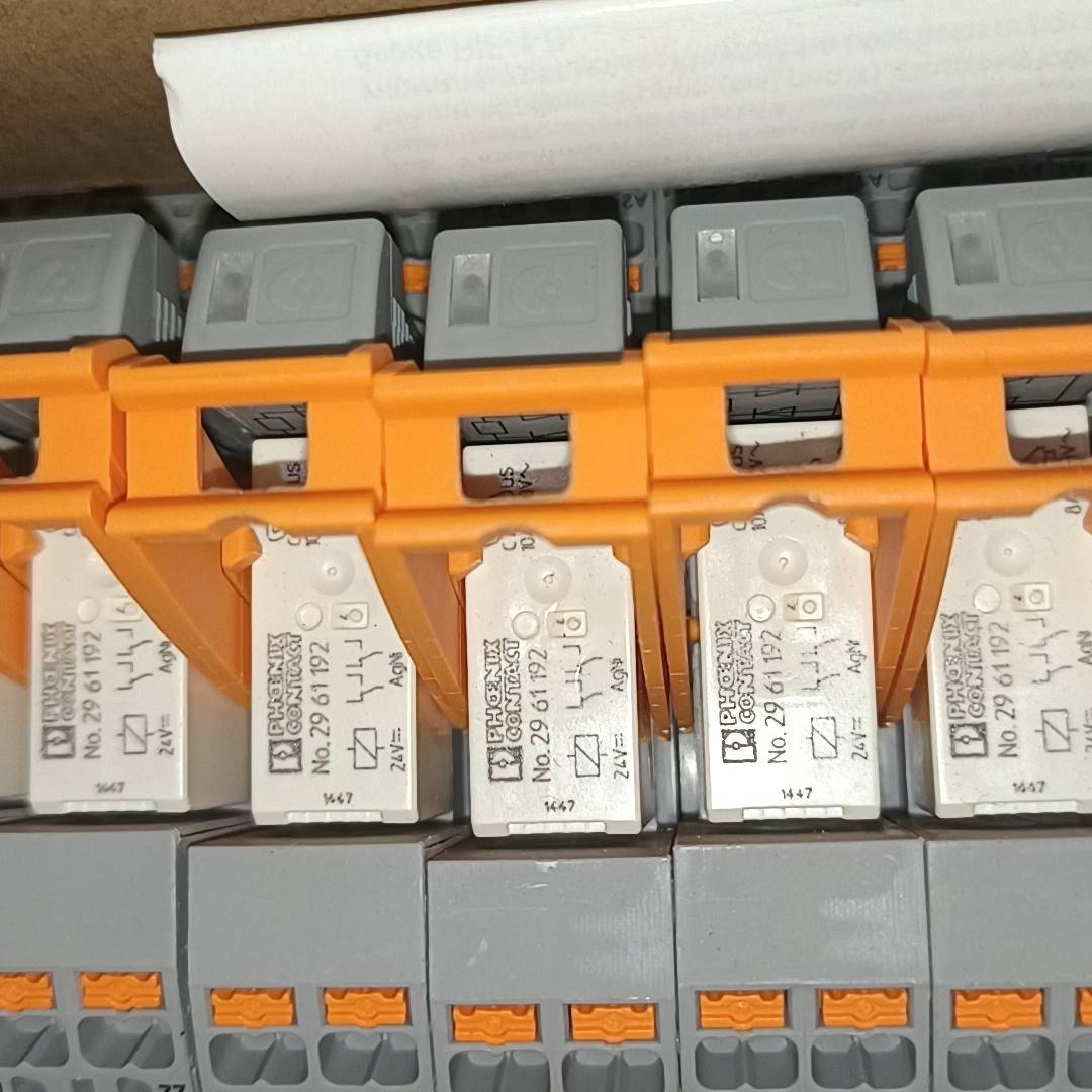 菲尼克斯继电器 RIF－1－RPT－议价 维修！！！