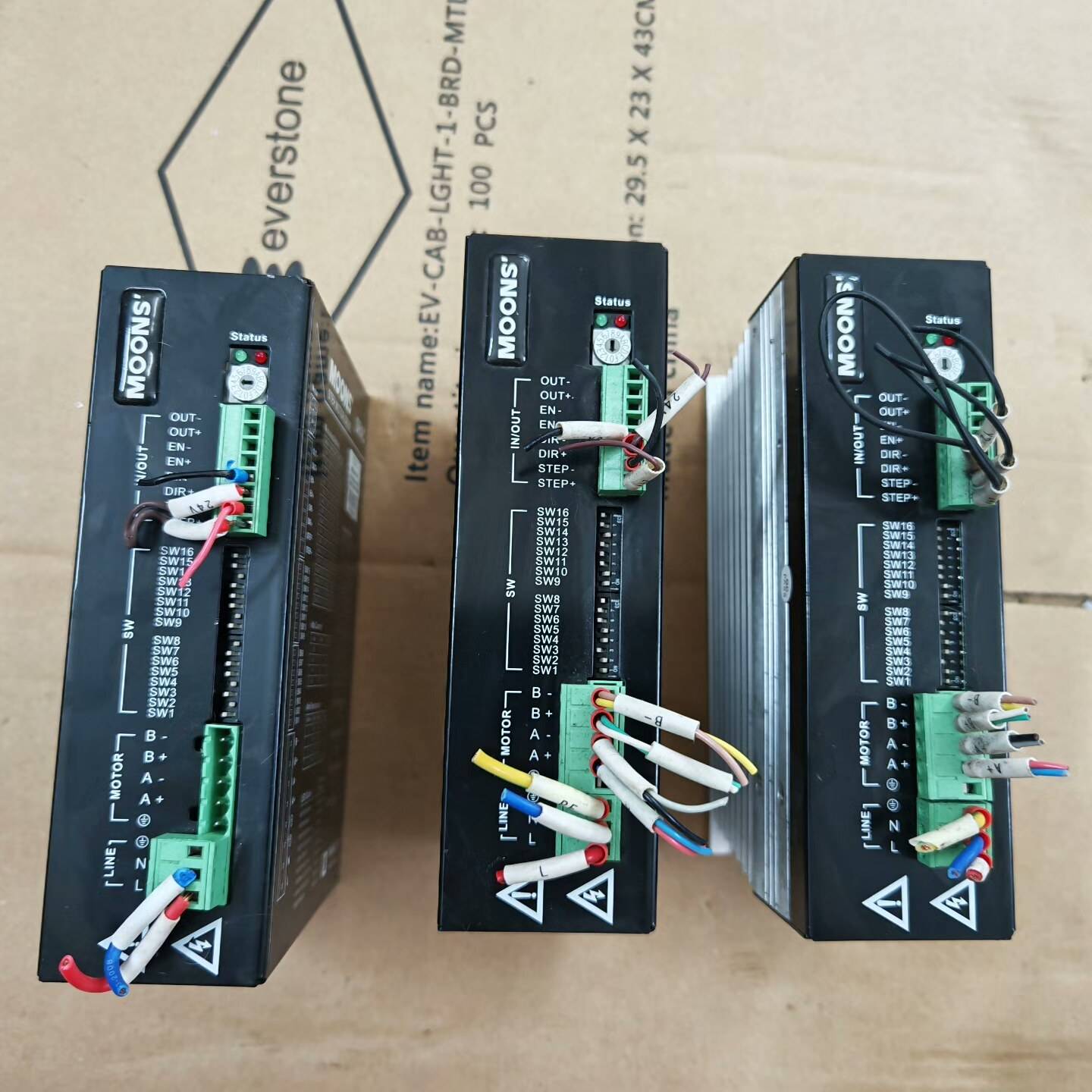 MOONS步进驱动器Y2SA2，110步进议价 维修！！！