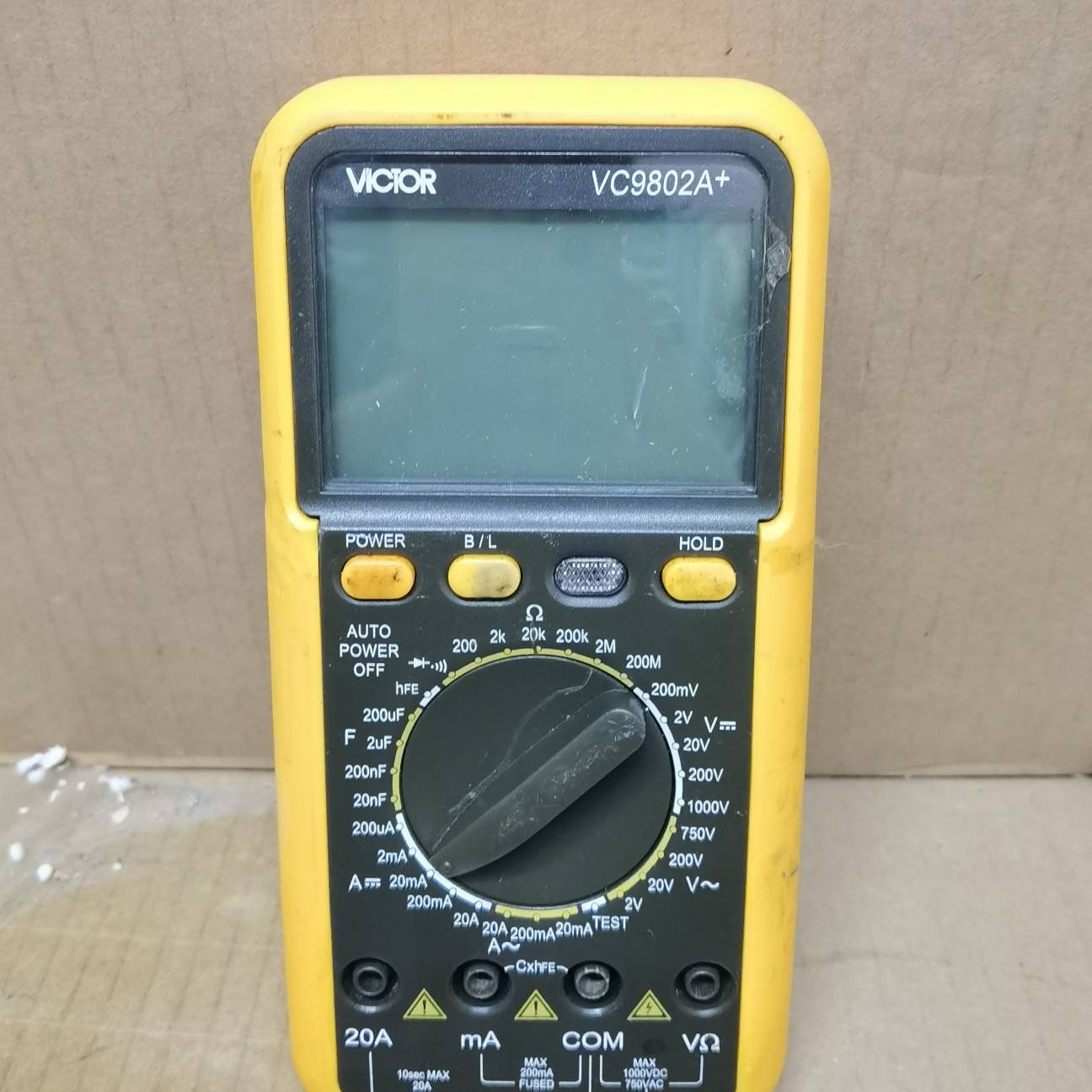 胜利VC9802A+数字万能表   高精议价 维修！！！