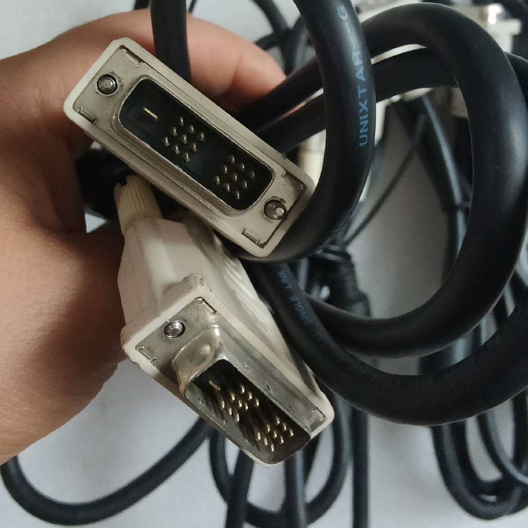 18+1DVI线 DVI-D连接线 液晶显示议价 维修!!!