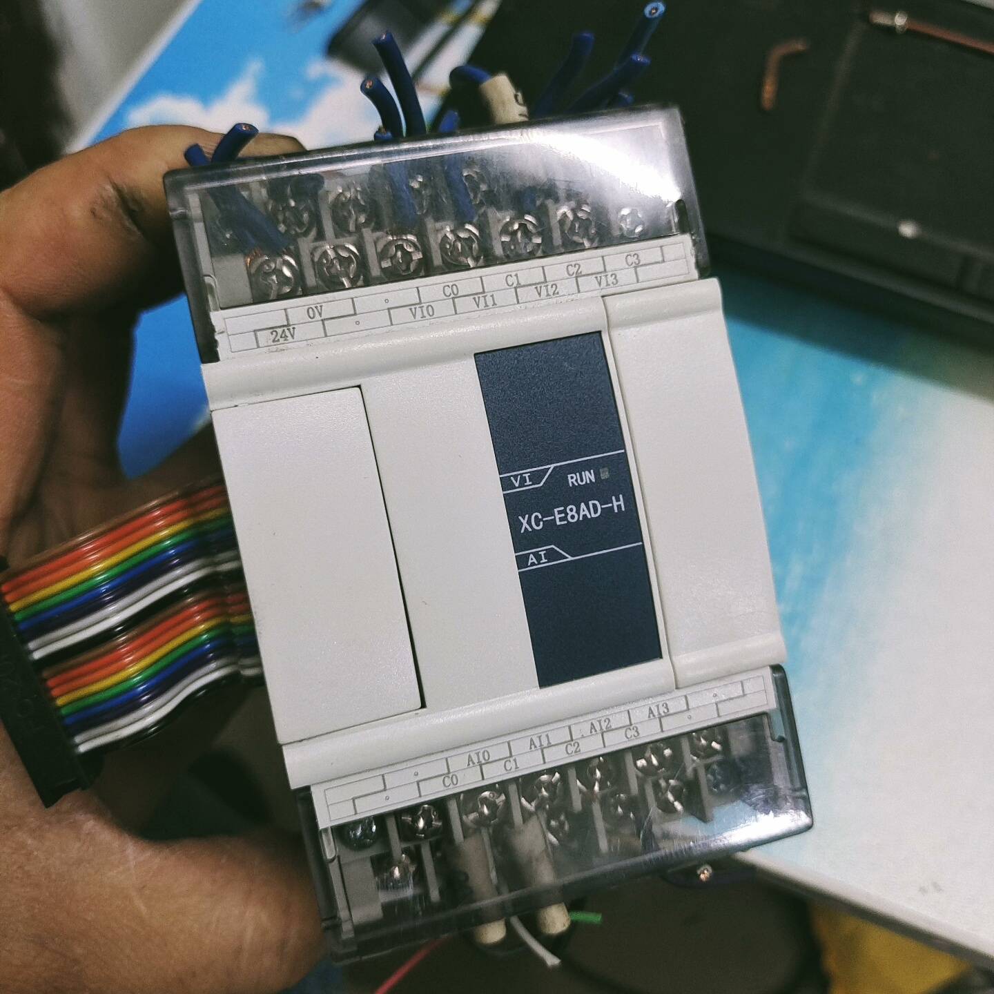 信捷XC-E8AD-H 9成新0X开头版本议价 维修！！！