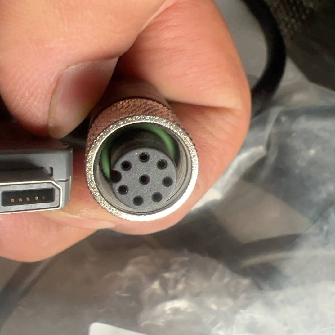 广濑M12-8PIN-1.0M连接线议价 维修！！！
