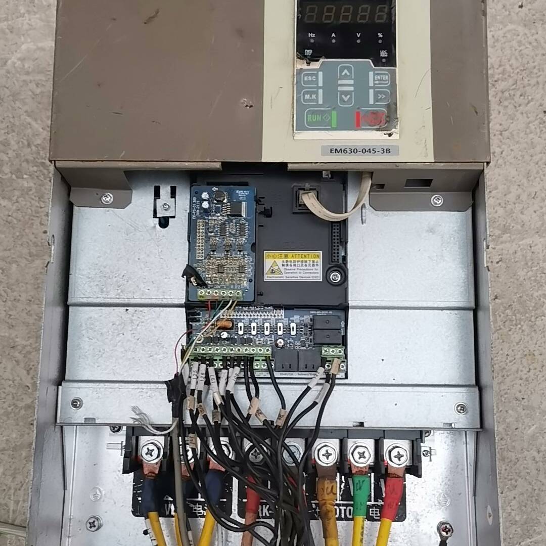 EM630-045-3B 正弦变频器 380V 45KW议价 维修！！！