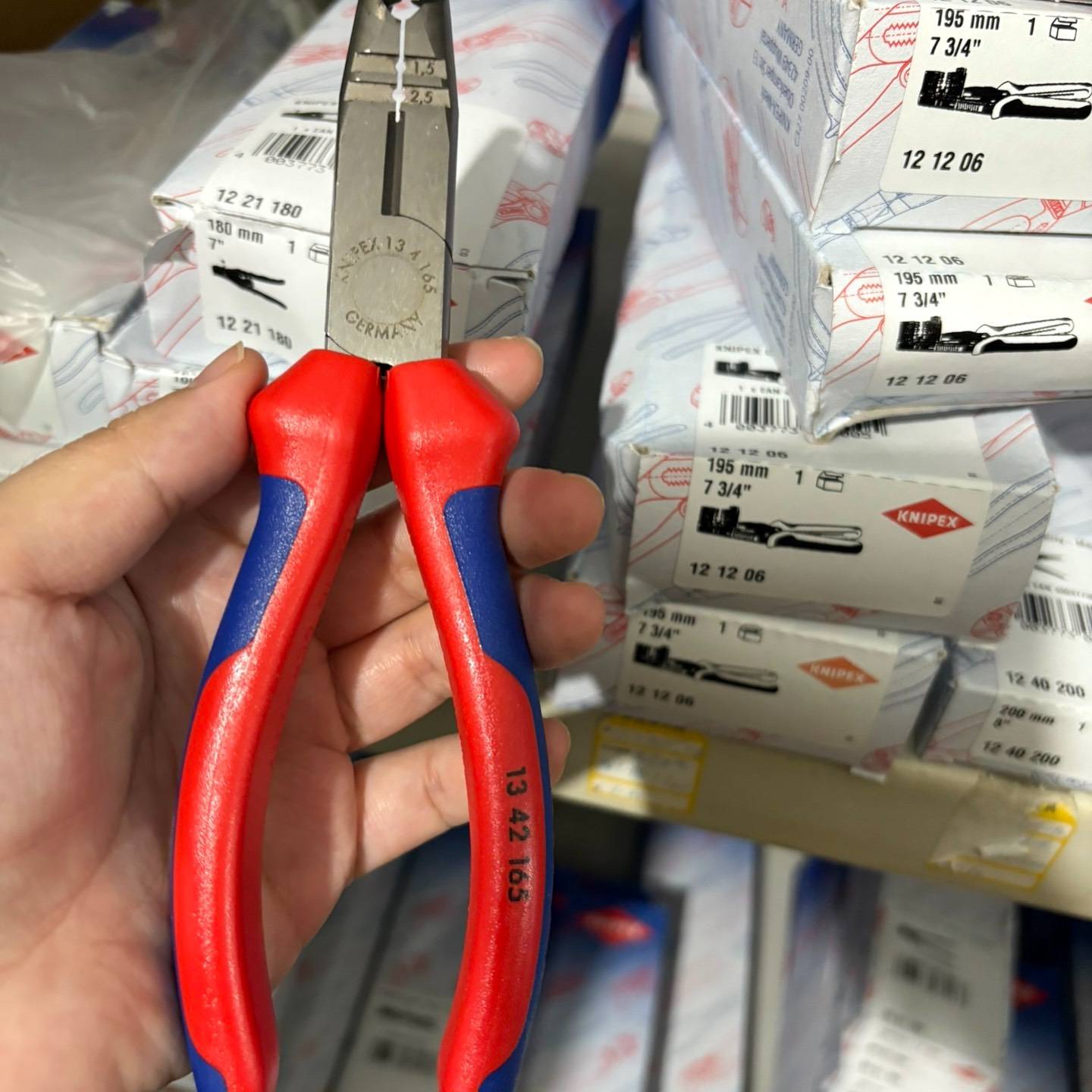 凯尼派克KNIPEX 多功能剥线钳1议价 维修！！！