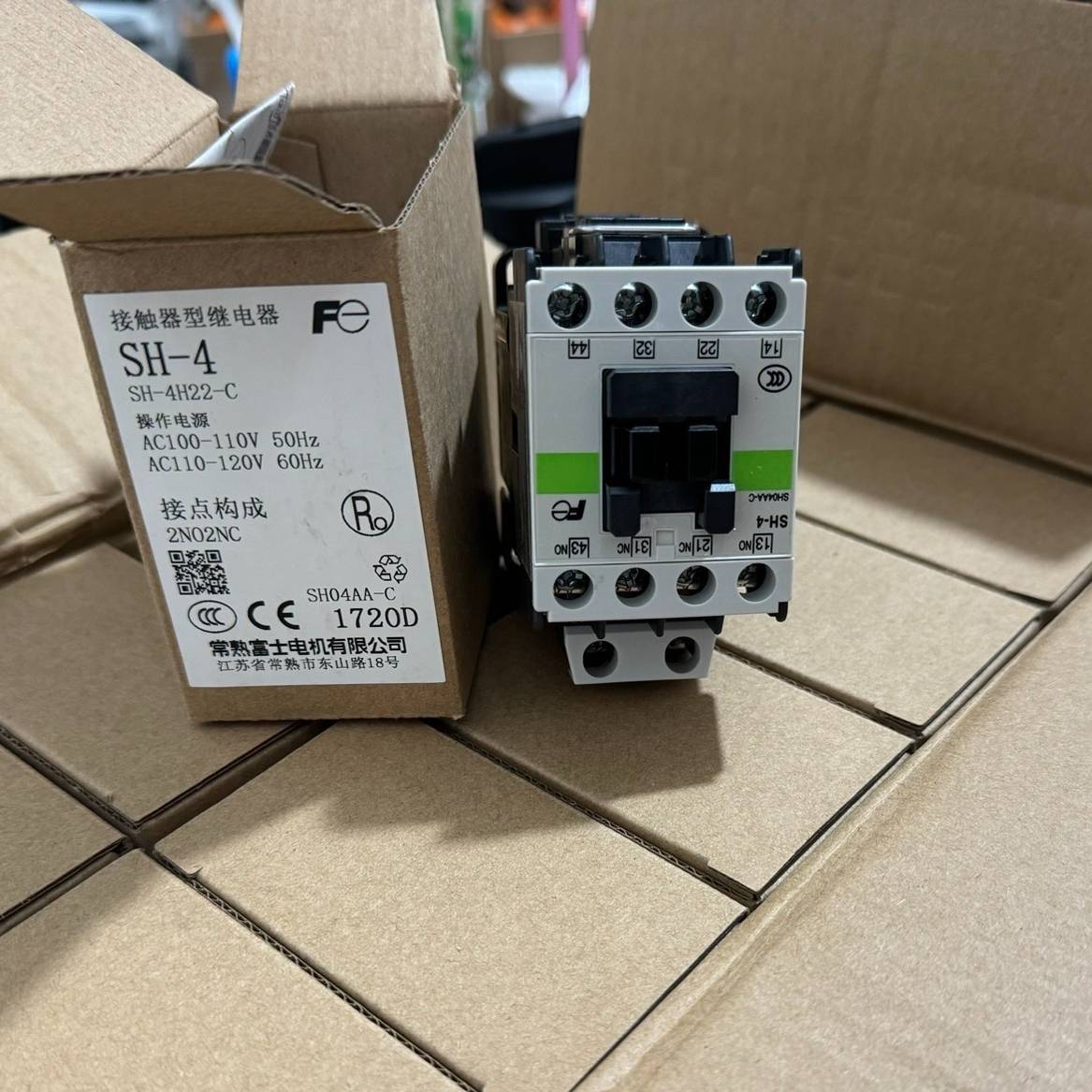 常熟富士接触器SH-4H22-C AC110V议价 维修！！！