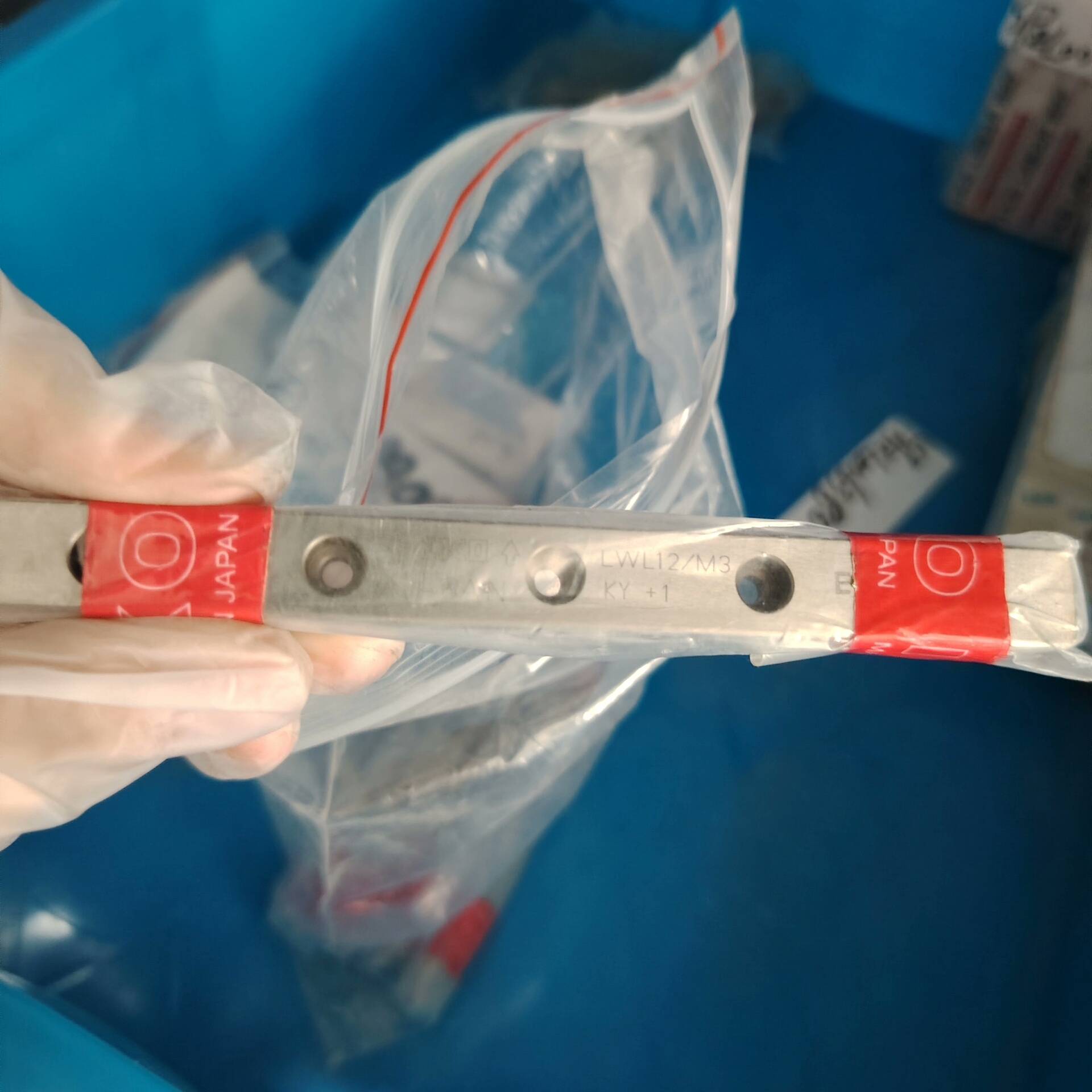 导轨LWL12/M3KY+1议价 维修！！！