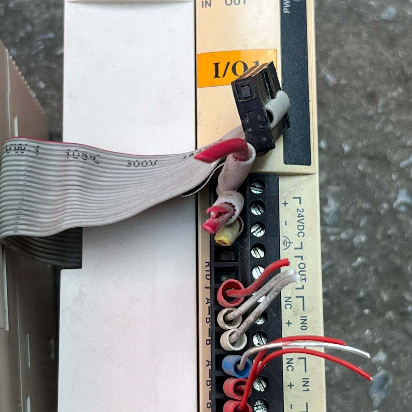 TM2DOCKN两个，一个安装脚破，议价 维修！！！