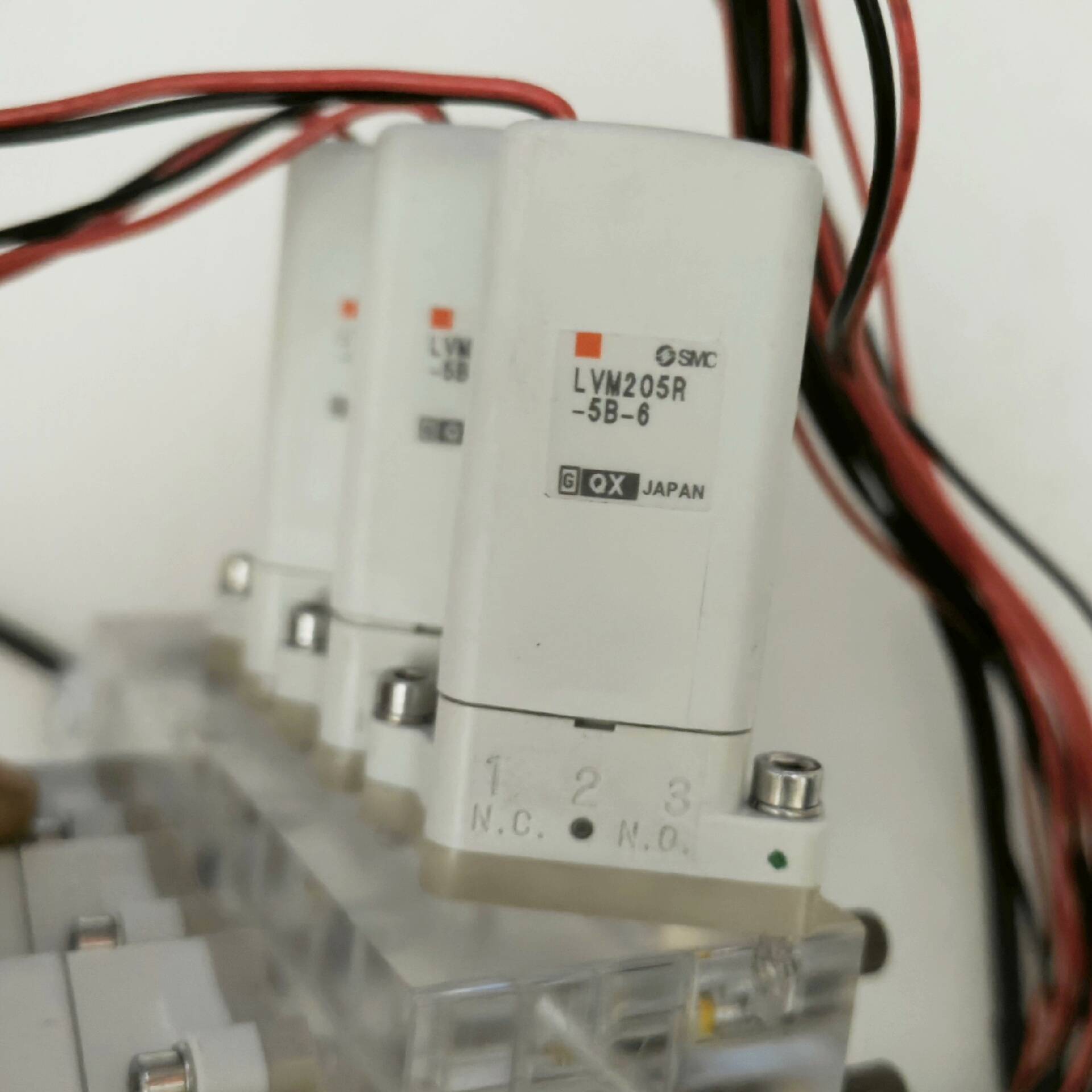 SMC电磁阀组M205R-5B-6六个M10R6-5议价 维修！！！