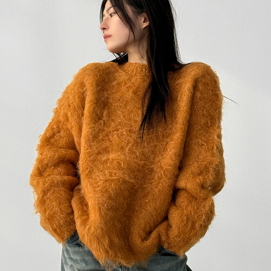 curlly hair wool knit