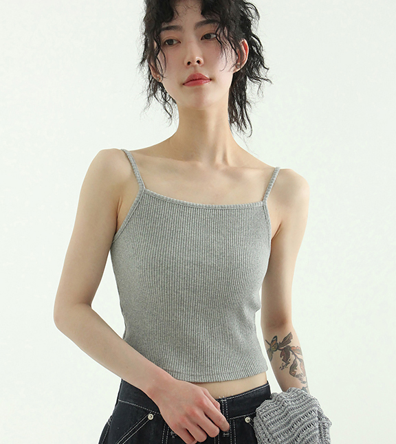 basic golgi sleeveless cropped top