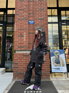 W25 Burton Rdiant dryride 2l 滑雪服套装