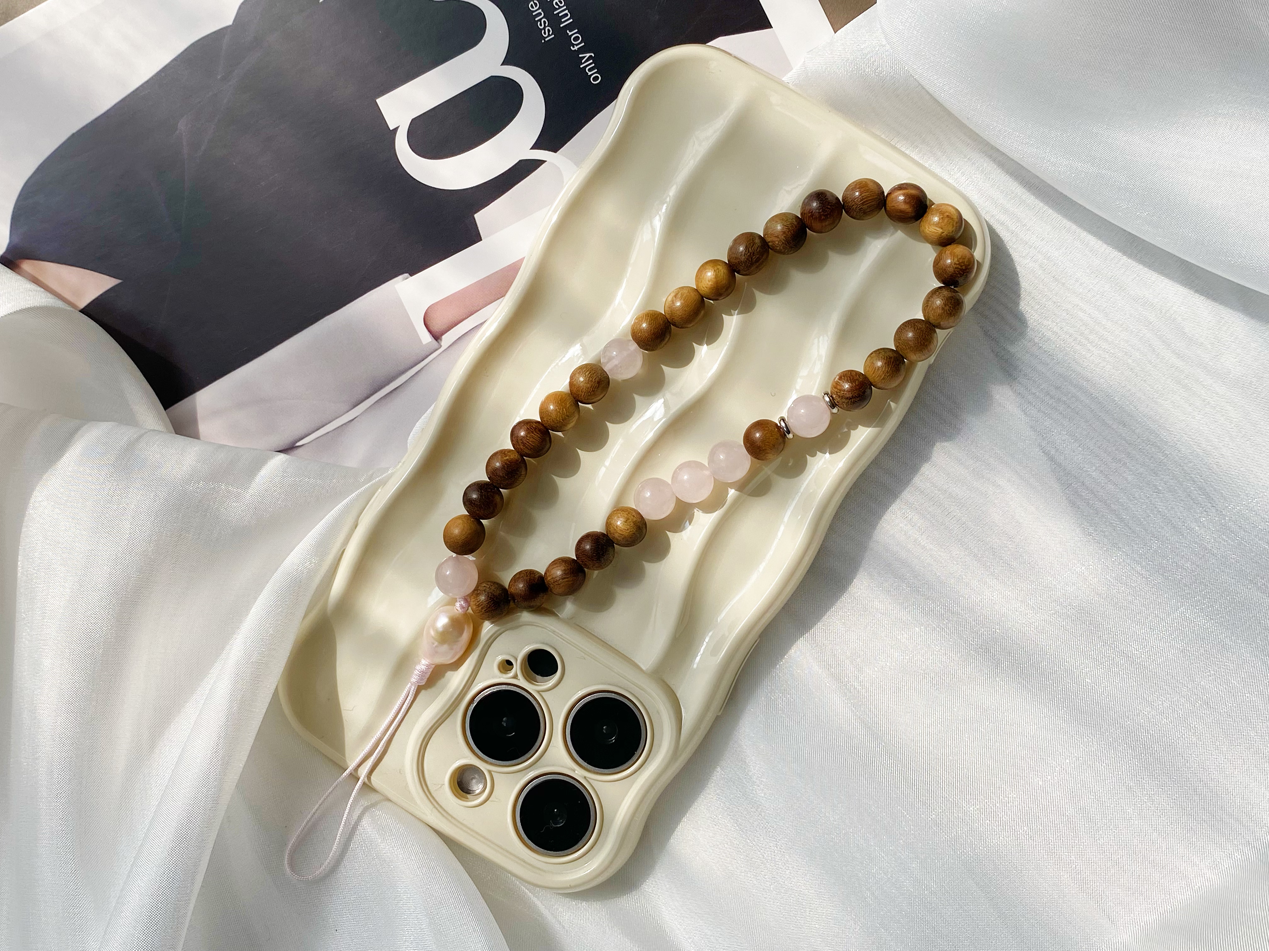 原创水晶天然檀木手机链挂件吊坠手机壳文玩挂绳配饰串珠珍珠防丢