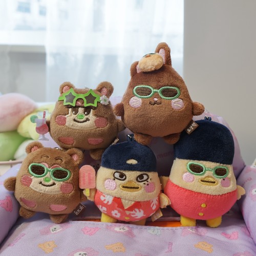 正版尾货RIIZE黑皮炭烤拉椅子团子墨镜豆兵夏日度假栗子扣挂饰