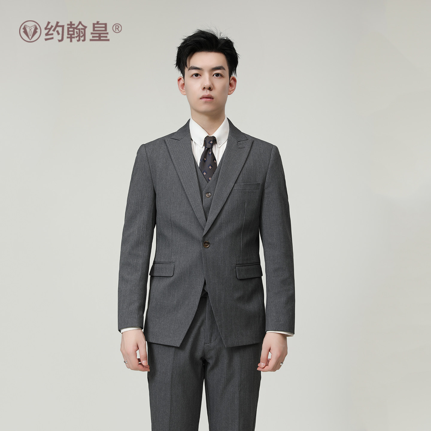 竖条纹西装套装男商务休闲职业正装男士结婚婚礼一粒扣戗驳领西服
