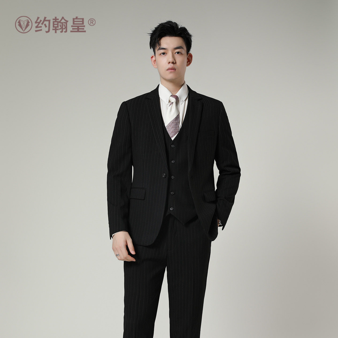 一粒扣条纹西装套装男商务休闲时尚高档男士结婚西服正装婚礼礼服