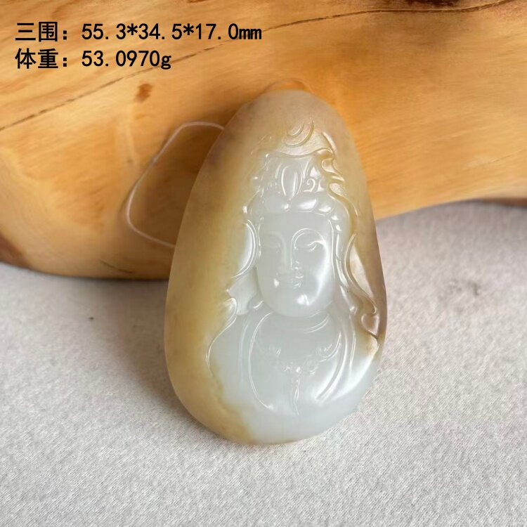 糖羊脂白玉籽料观音挂件