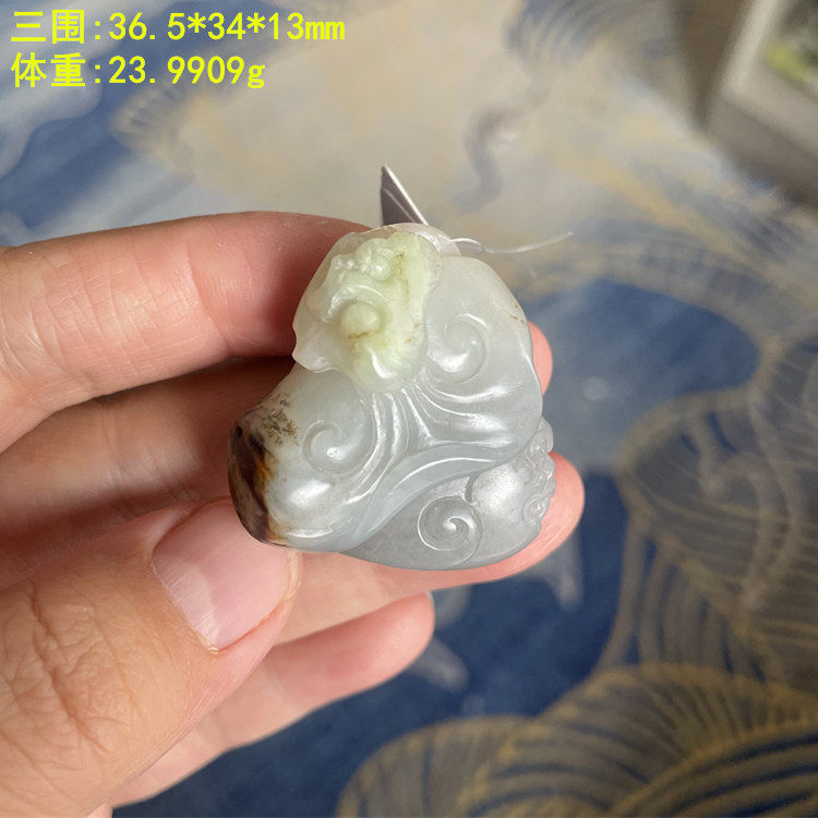 稀有三色青花如意挂件