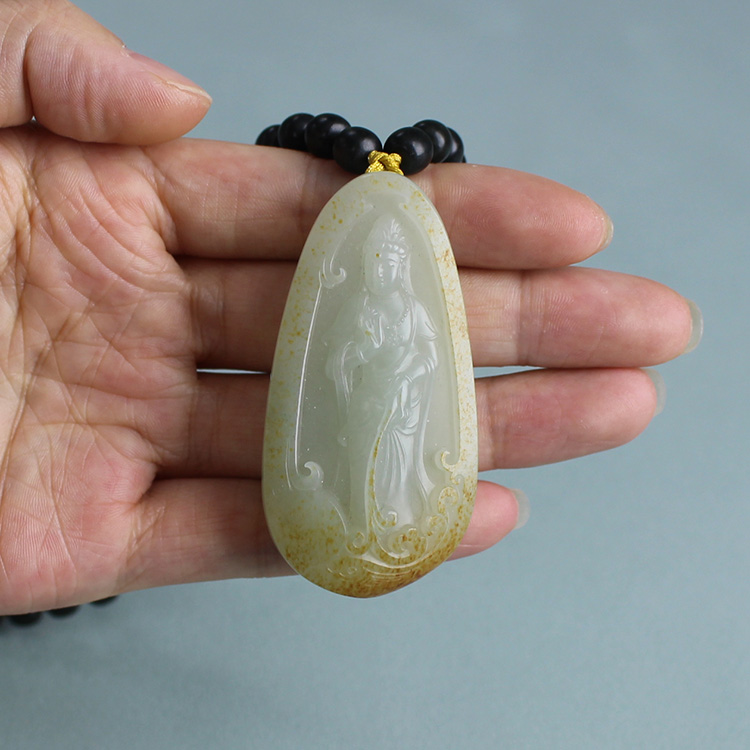 N送挂绳！黄沁皮白玉独籽观音挂件/吊坠有原皮朕®开仓新疆和田玉