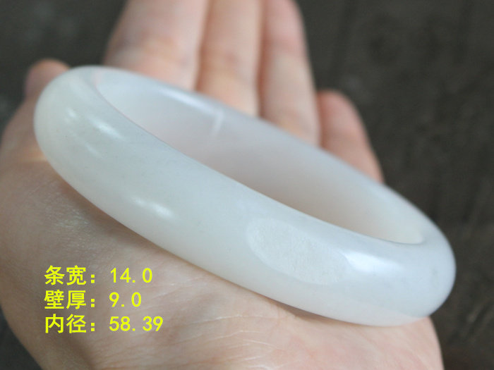 ji致白捡漏赛羊脂白玉