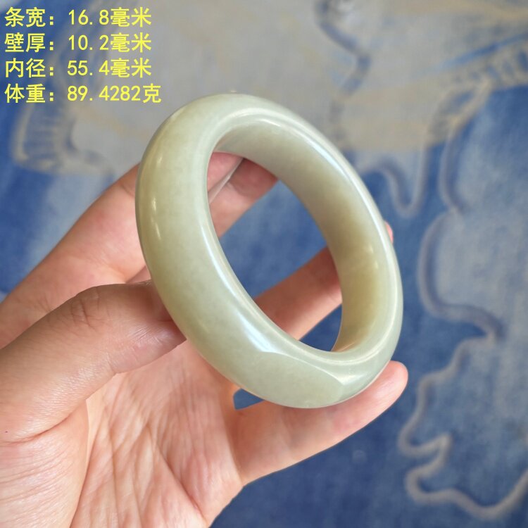 老熟55.4新疆和田玉籽料带皮手镯
