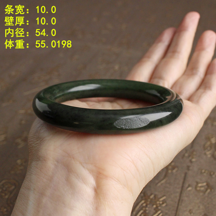 54.0碧玉籽料带皮美人镯
