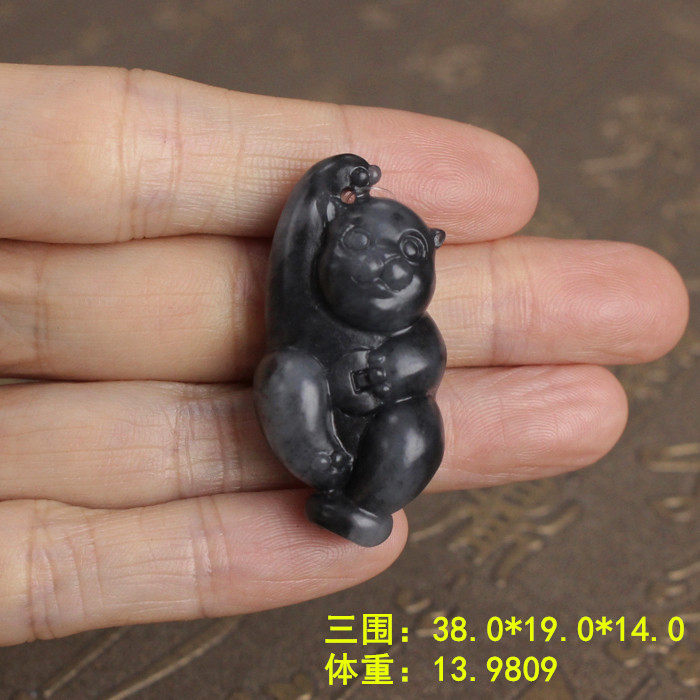 招财猫墨玉籽料挂件密度脂份棒