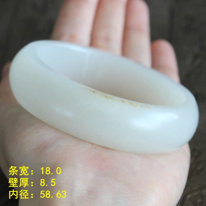 细腻手镯细腻手镯内径白玉籽料