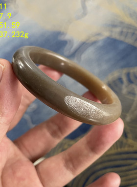 脂份很好的糖玉籽料小码手镯