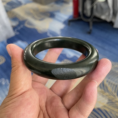 和田玉57.0碧玉籽料手镯