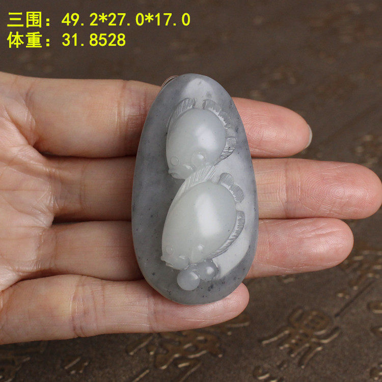 脂份很好的青花籽料双鱼挂件