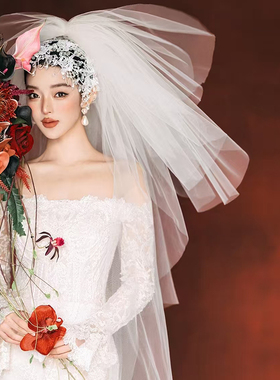 复古订婚新娘婚纱照小拖蓬蓬头纱