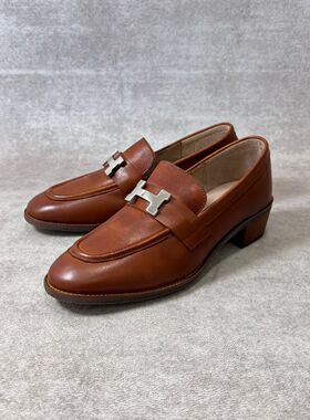 不退换  四季款百搭质感复古擦色水洗牛皮H扣英伦风方跟小皮鞋