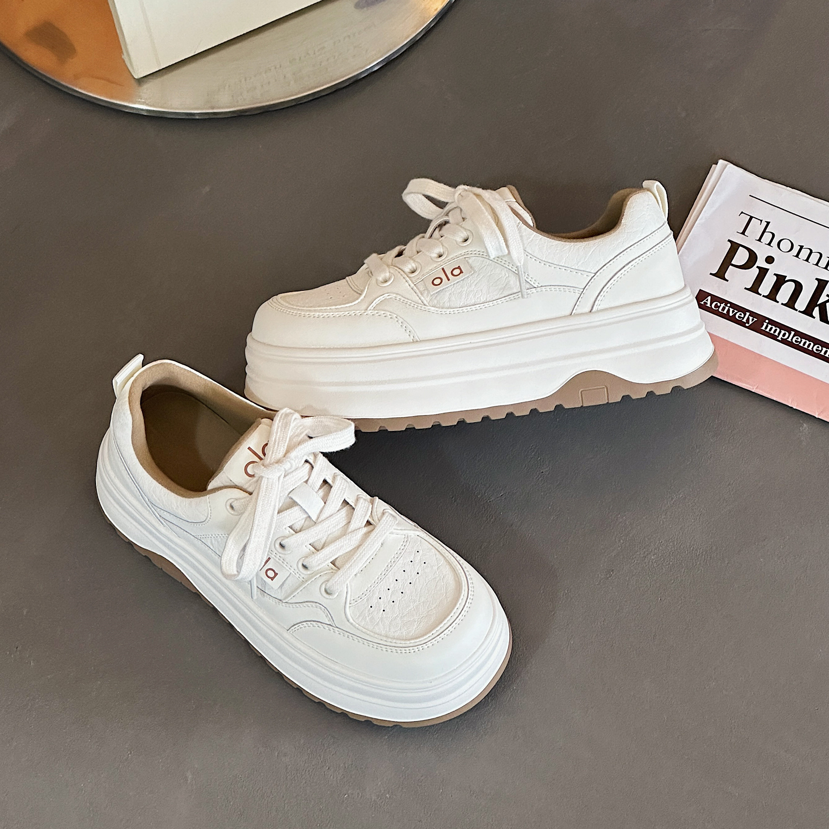 C99新款时尚百搭厚底增高休闲鞋