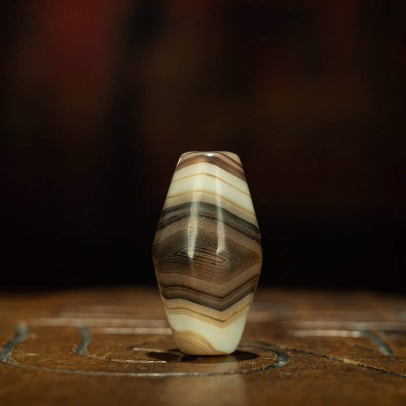 可遇不可求〓藏系千年老缠丝六棱玛瑙琼瑟珠老古珠挂件项链吊坠