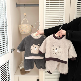韩系宝宝羊羔毛套装冬季男女童可爱加绒卫衣卫裤分体两件套外出服