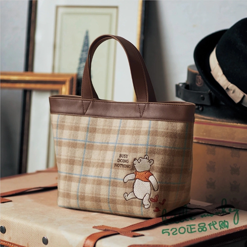 日本代购 Winnie the Pooh小熊维尼 可爱 格纹手提包 手提袋