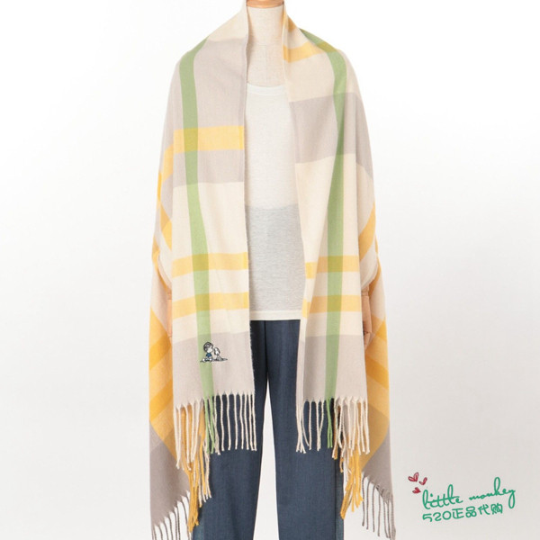 日本代购 snoopy史努比 时尚可爱格子刺绣披肩披风围巾