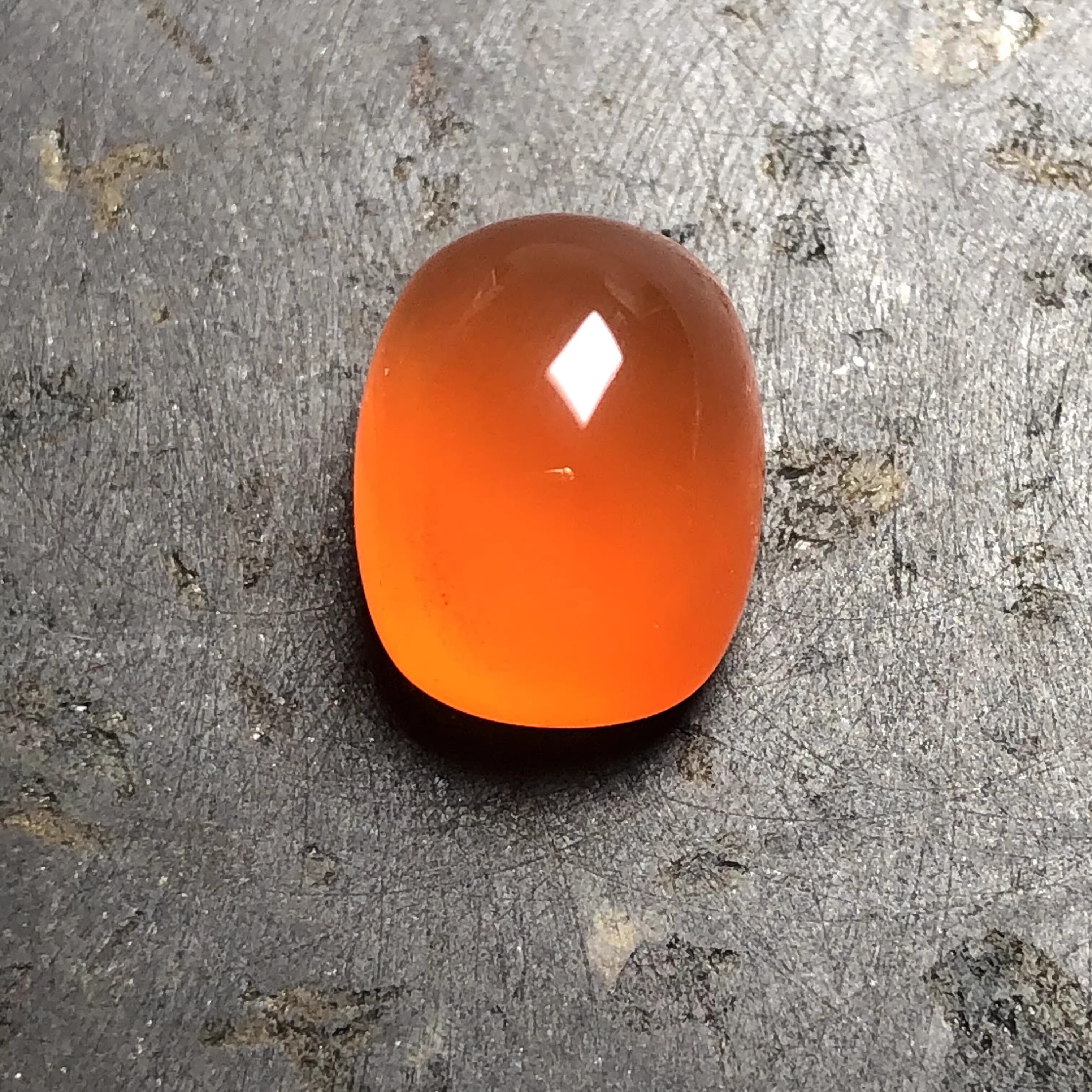 保山料南红玛瑙 无杂裂天然原矿冰红马鞍戒面裸石素面未镶嵌1.6克