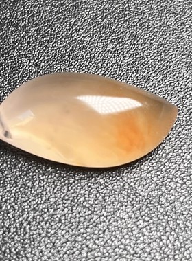 保山南红玛瑙天然无裂原矿冰飘俏色随形叶子吊坠挂件项链坠6.93克