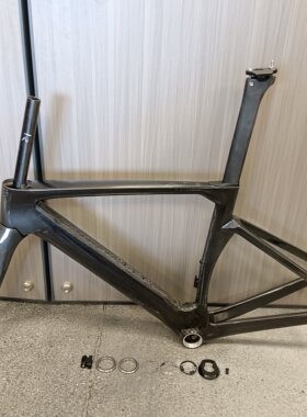 全碳纤维T1000破风公路车架超轻五通T47 桶轴碟刹同款MICROCK