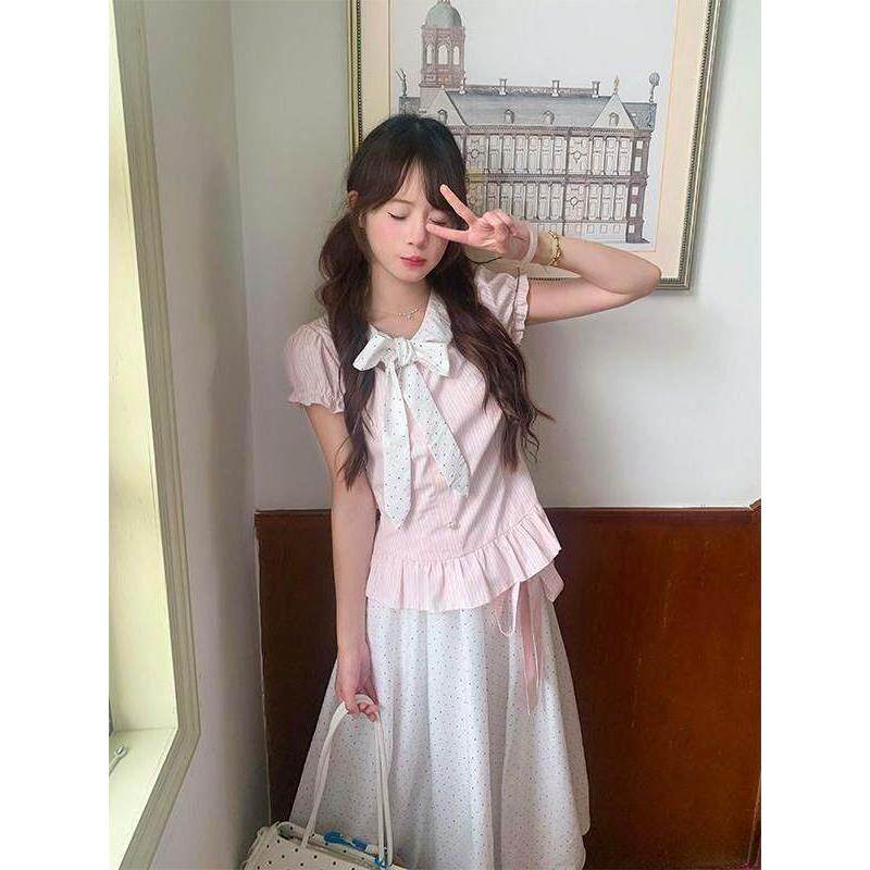 奶系少女风粉色蝴蝶结上