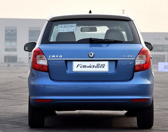 12-14款斯柯达晶锐后窗雨刮片汽车雨刮器水拨胶条后雨刷摇臂总成