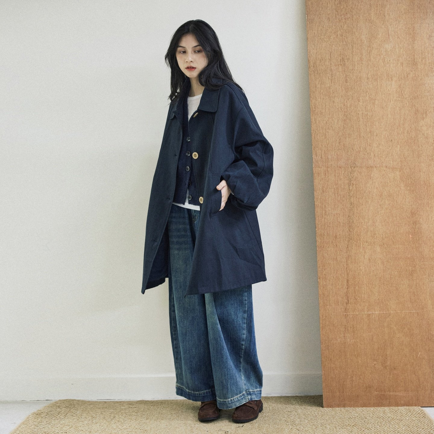 Annuus/gj质感莱赛尔斜纹面料帽子可拆2件套灯笼袖风衣中长外套
