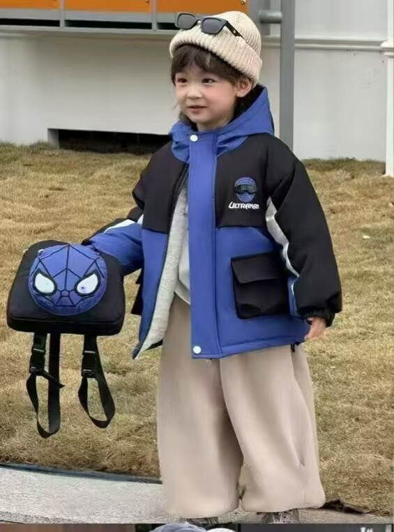 2026款小童男女款加厚加棉加绒冬装洋气时髦保暖休闲外套冲锋衣