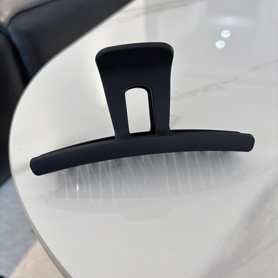 韩国ins简约风纯黑色磨砂光面一字抓夹鲨鱼夹洗澡轻便大号盘发夹