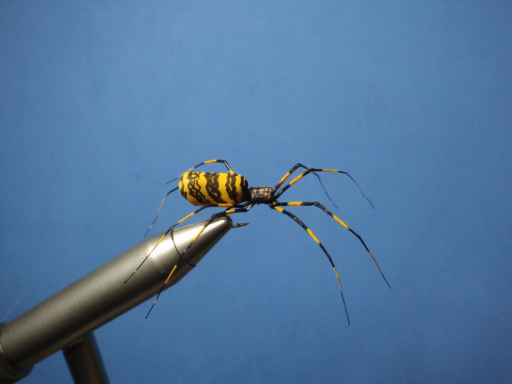 1033  永是勇士  仿真毛钩  络新妇蛛